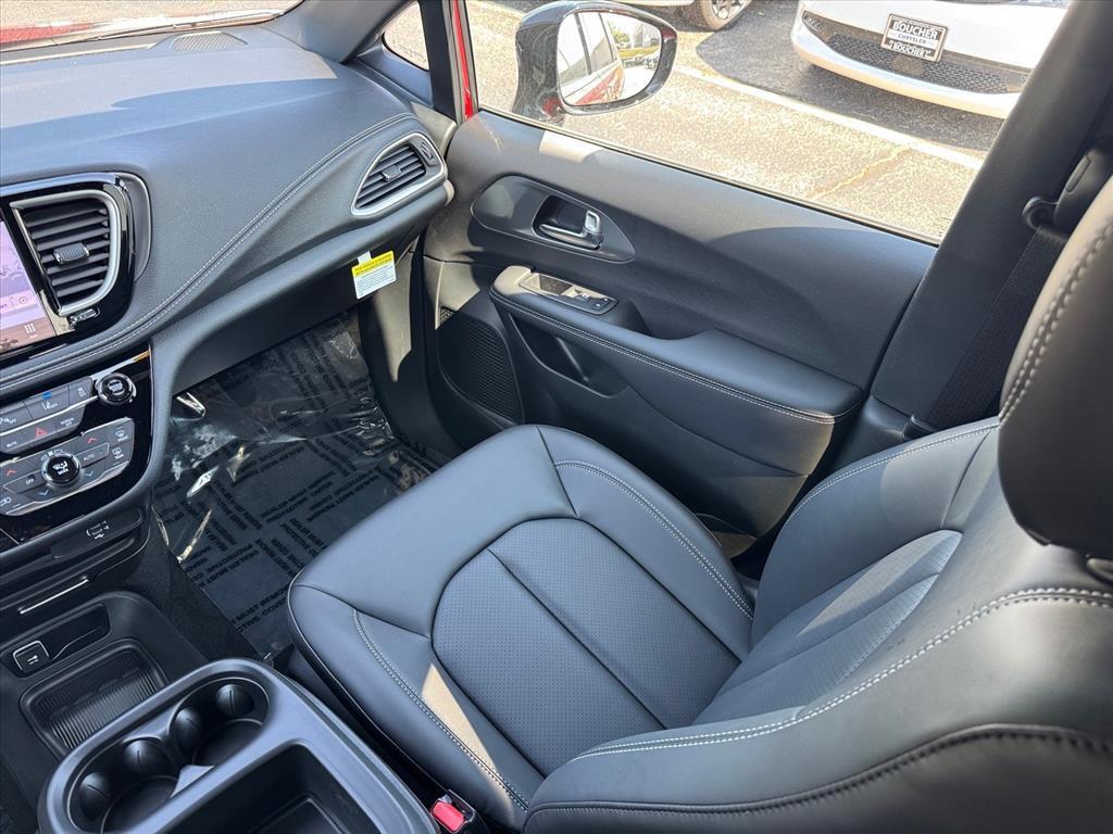 new 2026 Chrysler Pacifica car, priced at $45,235