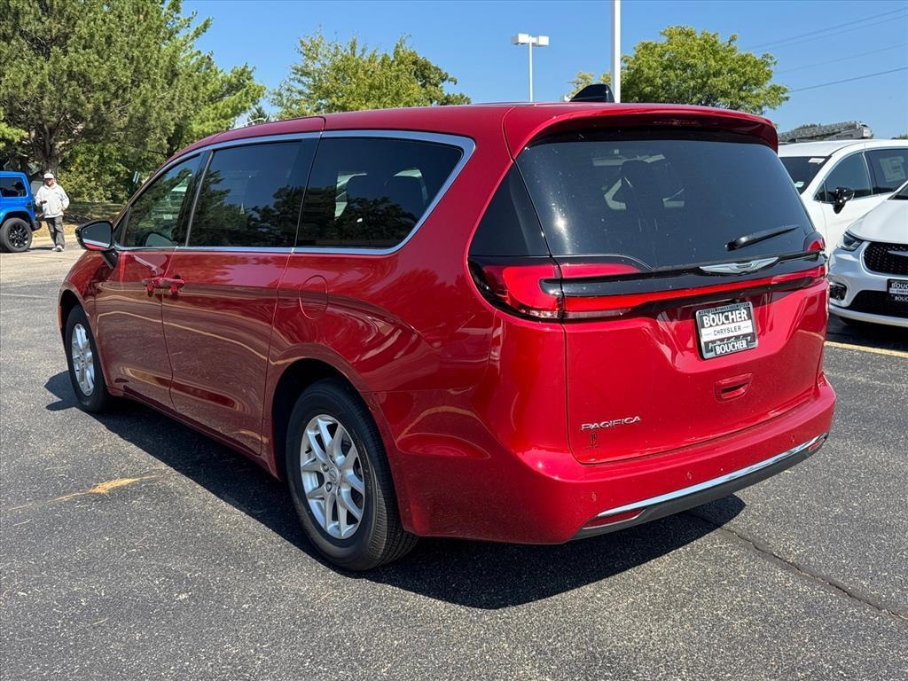 new 2026 Chrysler Pacifica car, priced at $45,235