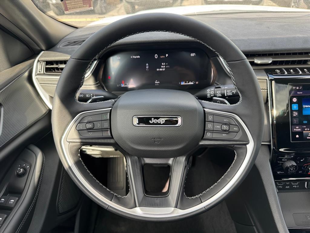 new 2025 Jeep Grand Cherokee car, priced at $44,409