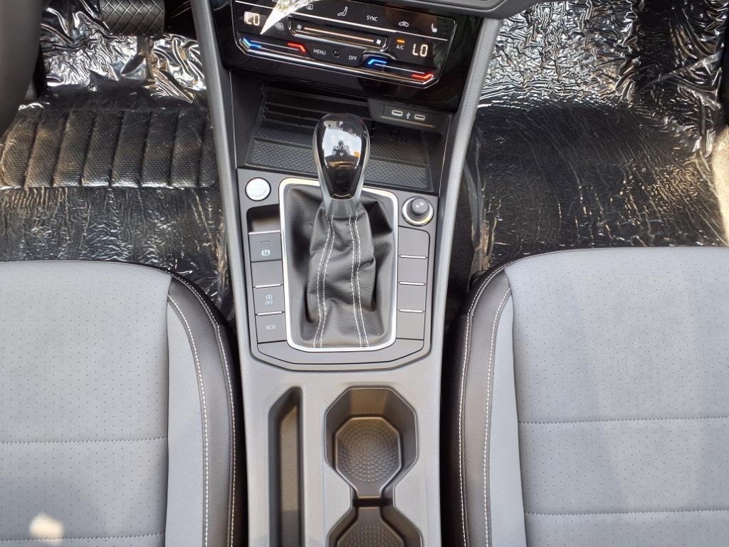 new 2025 Volkswagen Jetta car, priced at $25,876