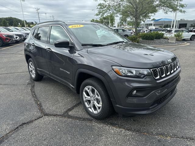 new 2024 Jeep Compass car, priced at $33,035