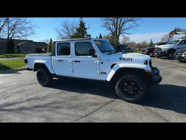 new 2024 Jeep Gladiator car, priced at $48,306