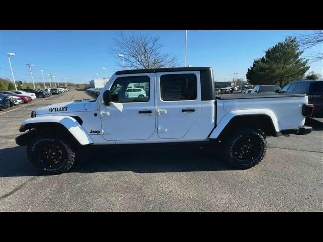 new 2024 Jeep Gladiator car, priced at $48,306