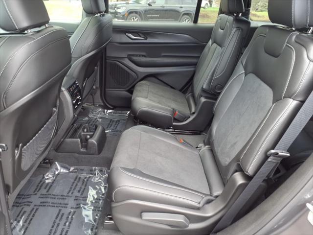 new 2025 Jeep Grand Cherokee L car, priced at $44,087