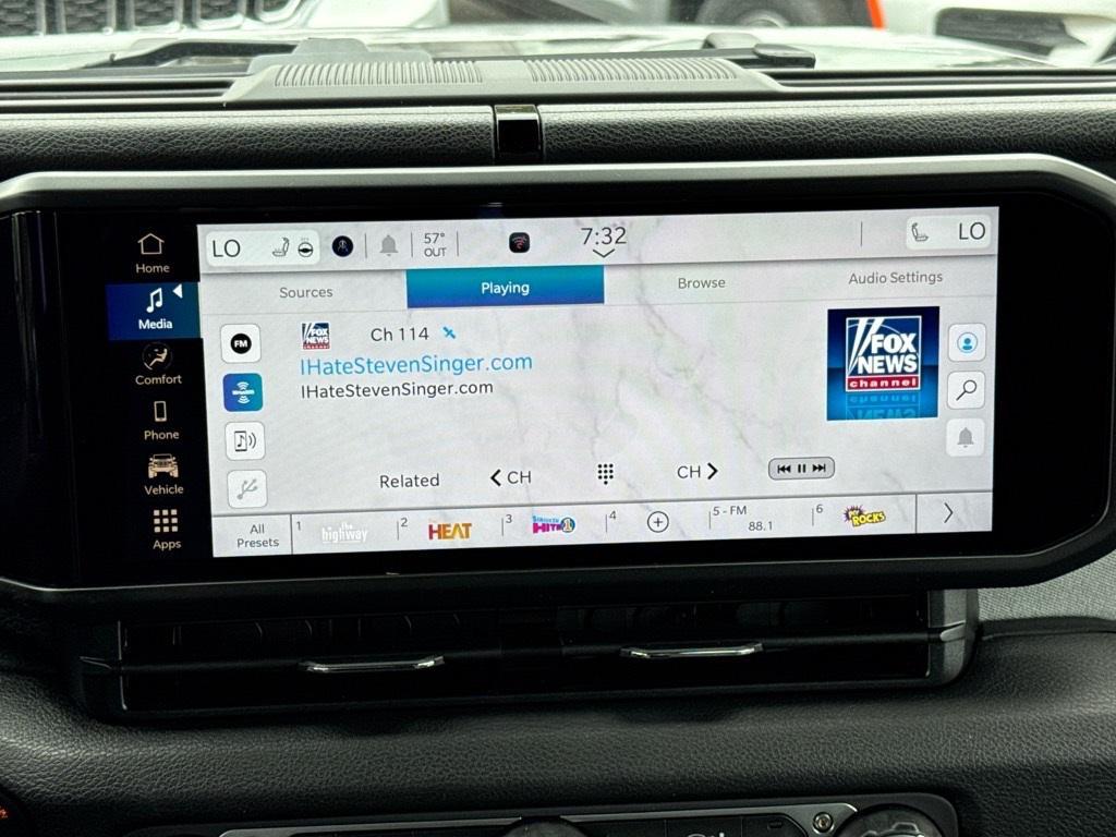 new 2025 Jeep Gladiator car, priced at $44,995