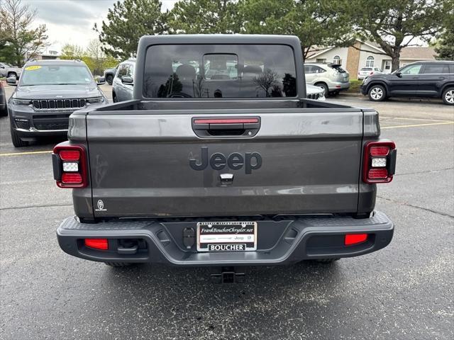 new 2025 Jeep Gladiator car, priced at $53,535