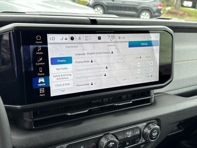 new 2025 Jeep Gladiator car, priced at $53,535