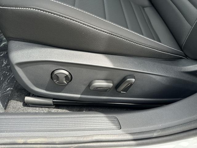 used 2024 Volkswagen Jetta car, priced at $22,432