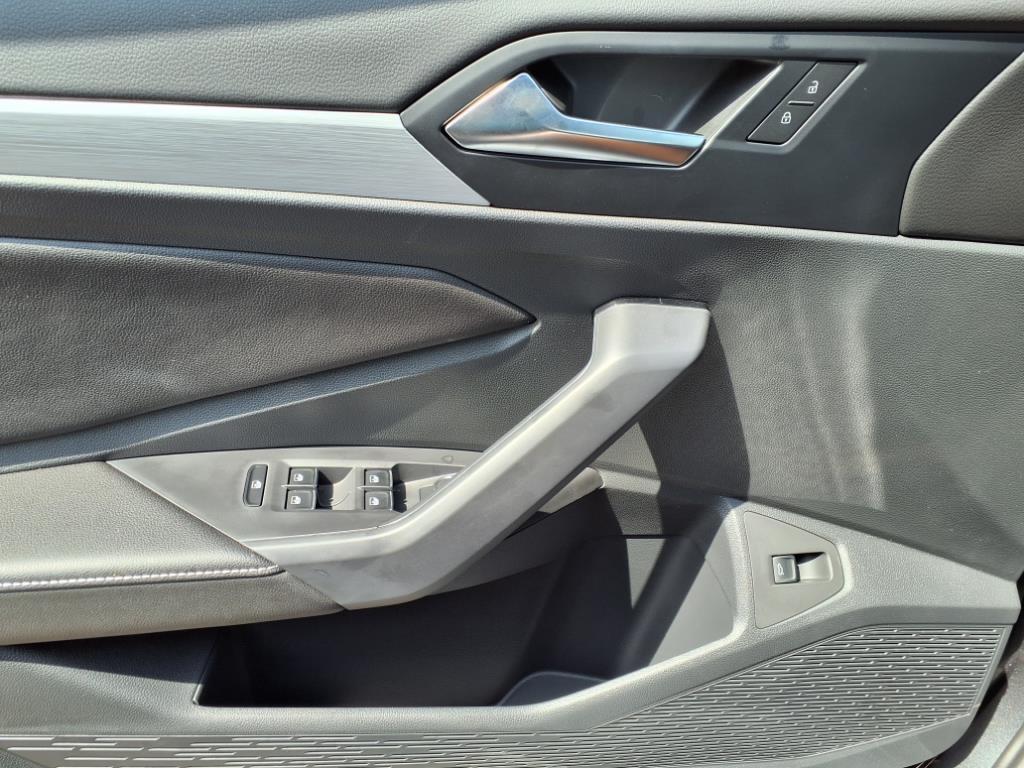 new 2025 Volkswagen Jetta car, priced at $24,780