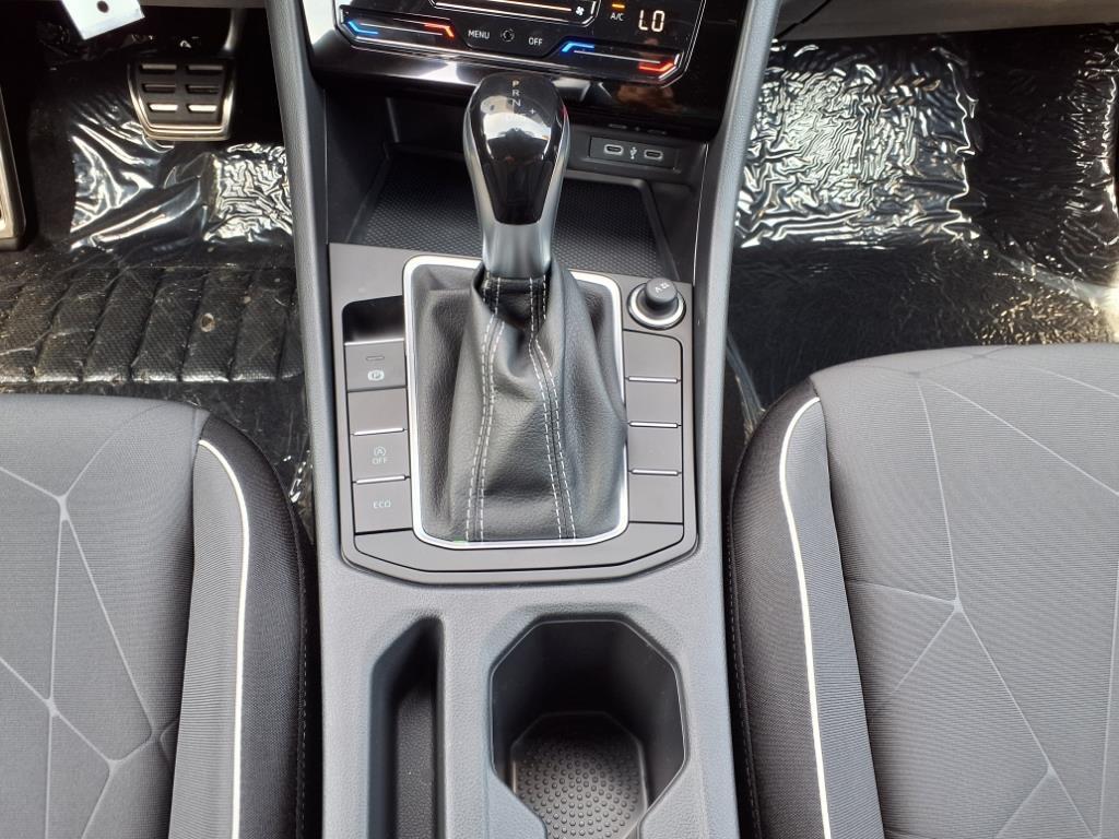 new 2025 Volkswagen Jetta car, priced at $24,780