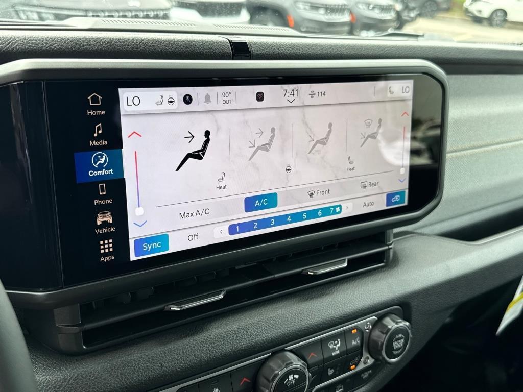 new 2025 Jeep Wrangler car, priced at $45,150