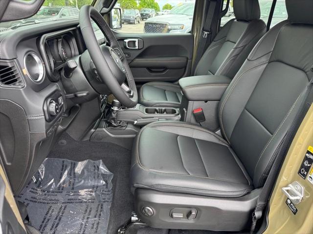 new 2025 Jeep Gladiator car, priced at $53,240