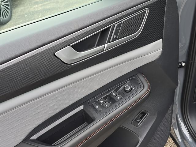 new 2025 Volkswagen Atlas car, priced at $47,340