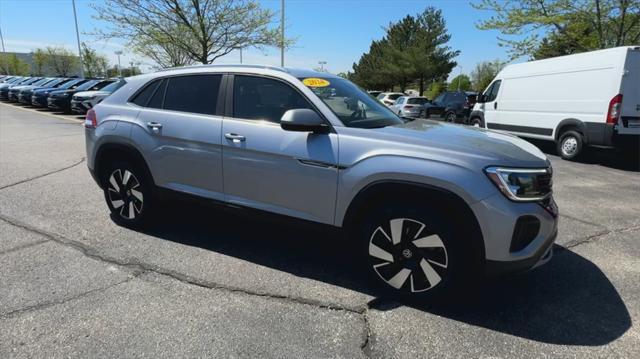 new 2024 Volkswagen Atlas Cross Sport car, priced at $41,391