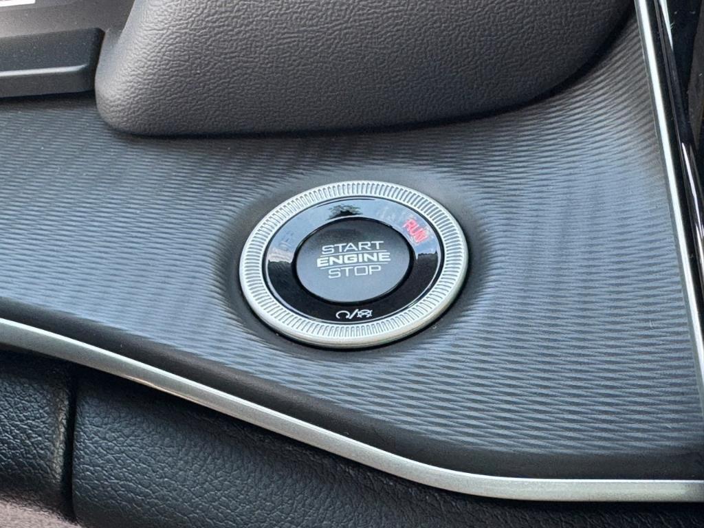 new 2025 Jeep Grand Cherokee car, priced at $47,120
