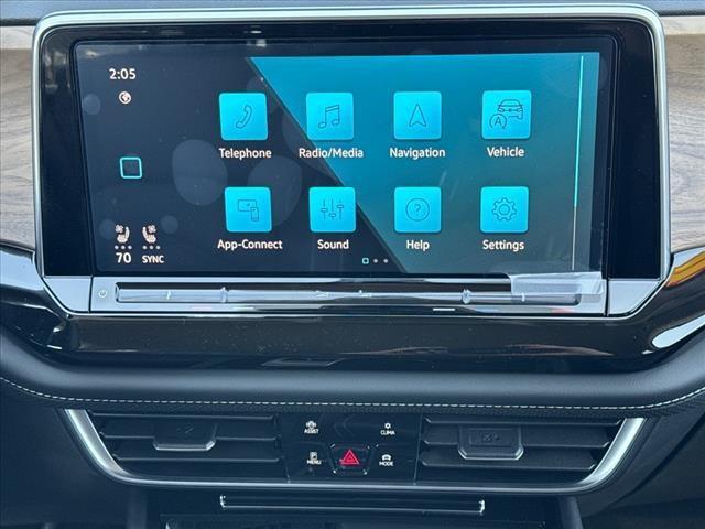 new 2025 Volkswagen Atlas car, priced at $42,949