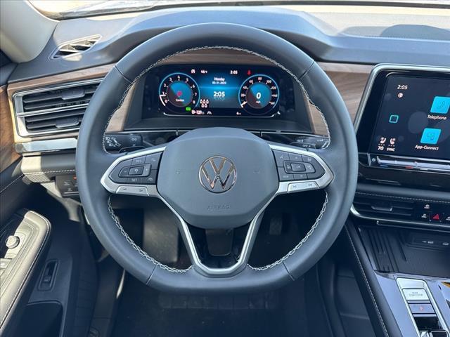 new 2025 Volkswagen Atlas car, priced at $42,949