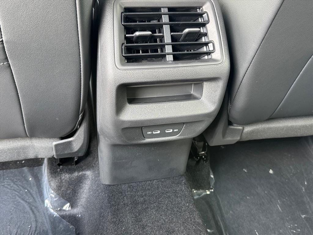 new 2025 Volkswagen Tiguan car, priced at $37,044