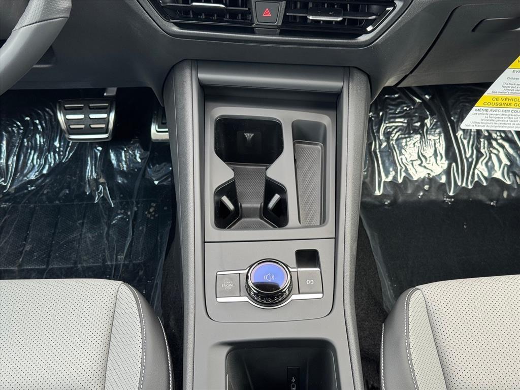 new 2025 Volkswagen Tiguan car, priced at $37,044