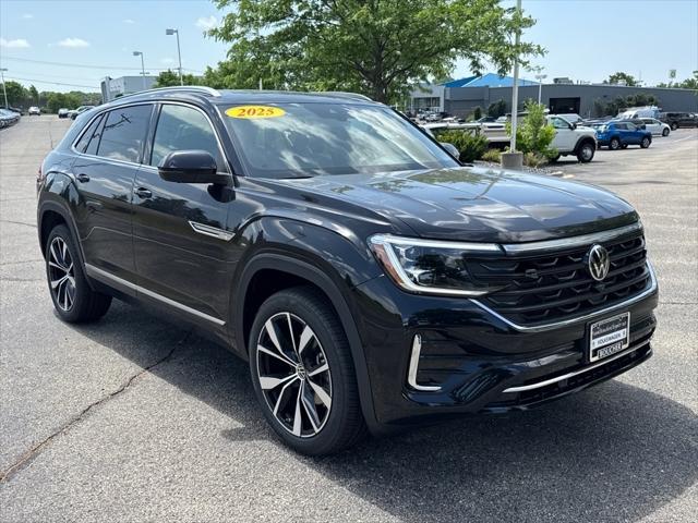 new 2025 Volkswagen Atlas Cross Sport car, priced at $52,086