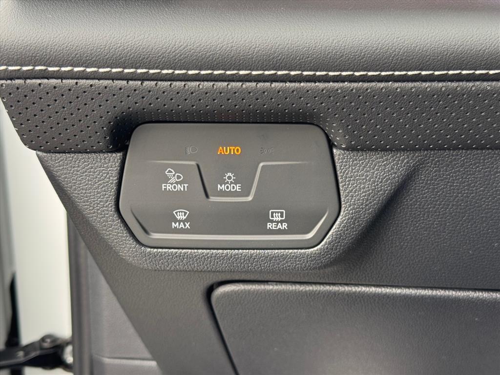 new 2026 Volkswagen Atlas Cross Sport car, priced at $50,948