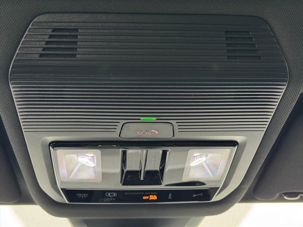 new 2026 Volkswagen Atlas Cross Sport car, priced at $50,948