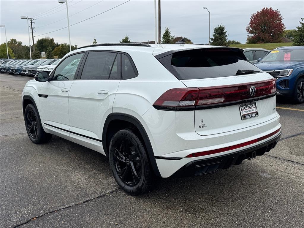 new 2026 Volkswagen Atlas Cross Sport car, priced at $50,948