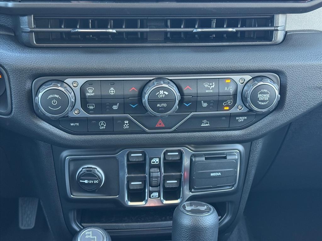 new 2026 Jeep Wrangler car, priced at $46,481