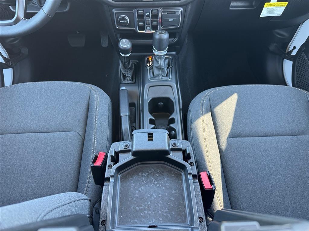 new 2026 Jeep Wrangler car, priced at $46,481