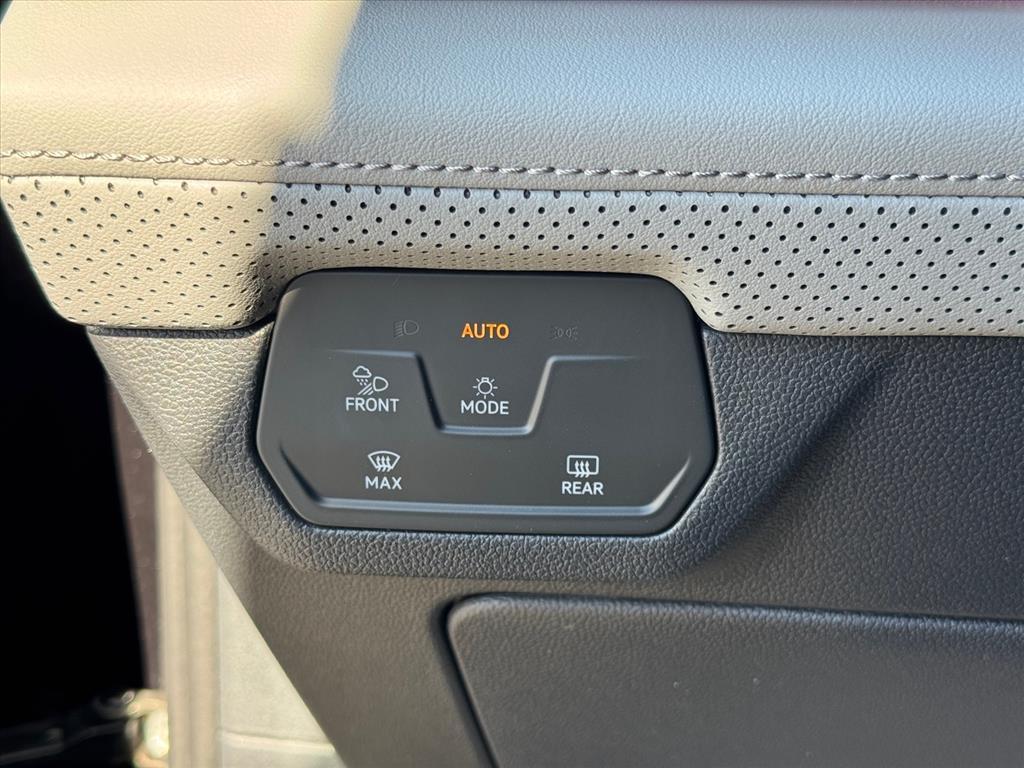 new 2026 Volkswagen Atlas car, priced at $48,181