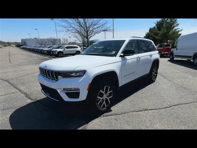 new 2024 Jeep Grand Cherokee car, priced at $44,047