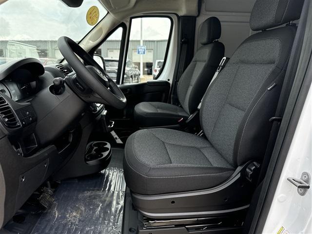 new 2024 Ram ProMaster 3500 car, priced at $48,181