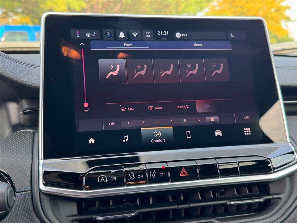 new 2026 Jeep Compass car, priced at $33,185