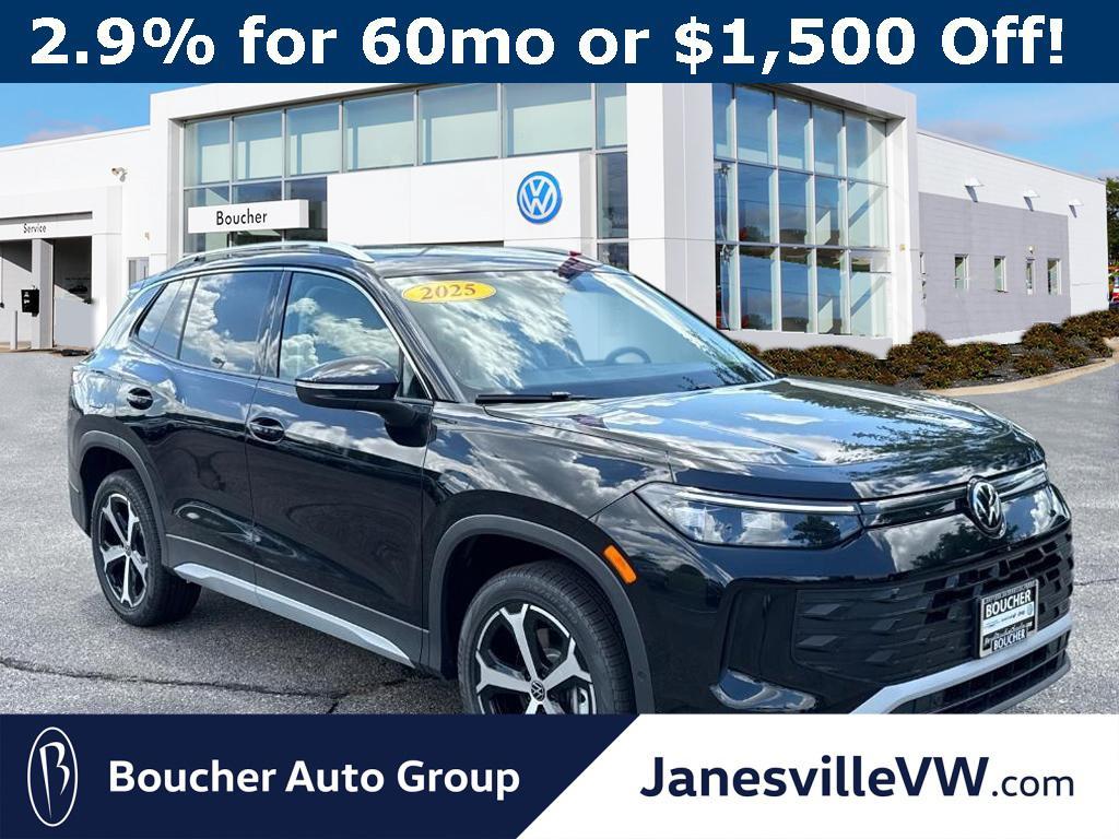 new 2025 Volkswagen Tiguan car, priced at $33,395