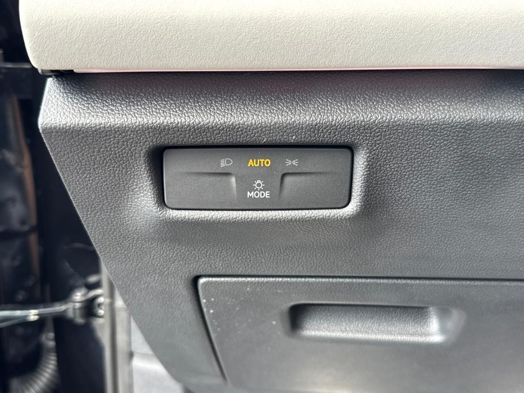 new 2025 Volkswagen Tiguan car, priced at $34,145