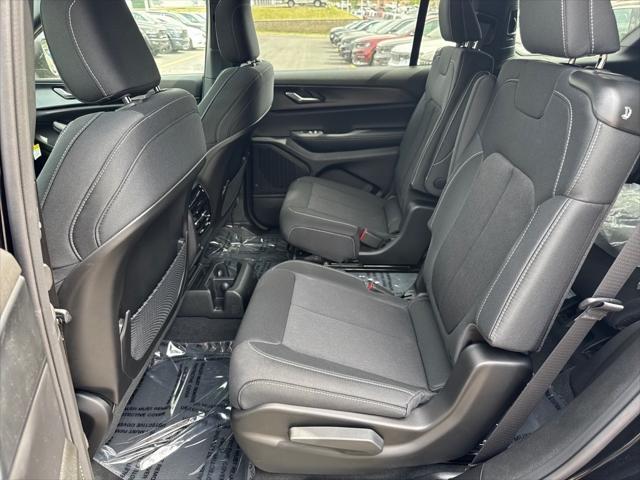 new 2025 Jeep Grand Cherokee L car, priced at $41,900