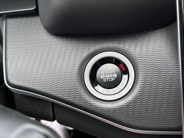 new 2025 Jeep Grand Cherokee L car, priced at $41,900