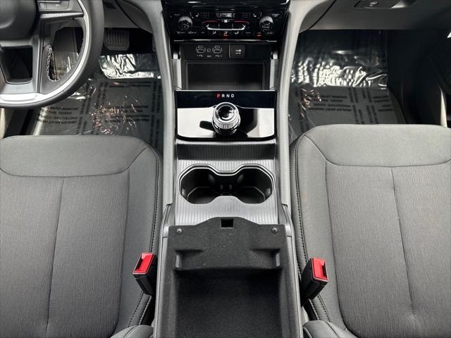 new 2025 Jeep Grand Cherokee L car, priced at $41,900