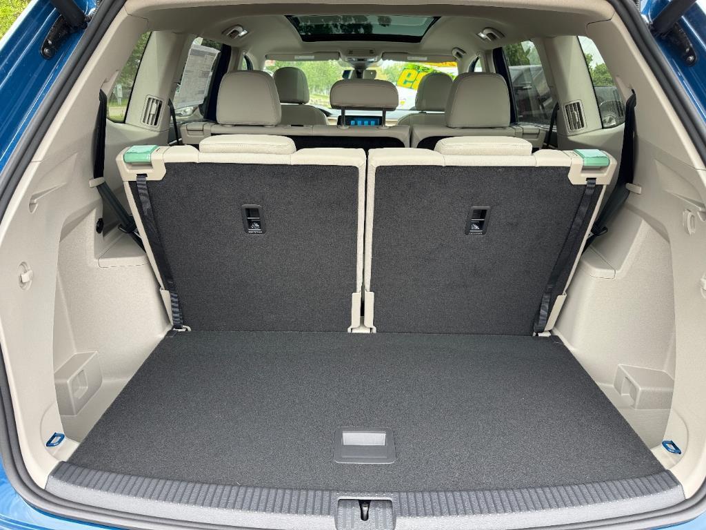 new 2025 Volkswagen Atlas car, priced at $41,531