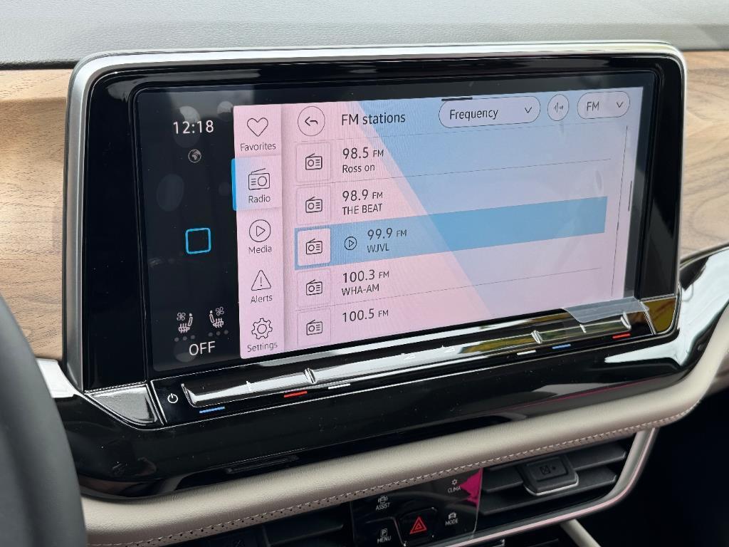 new 2025 Volkswagen Atlas car, priced at $41,531