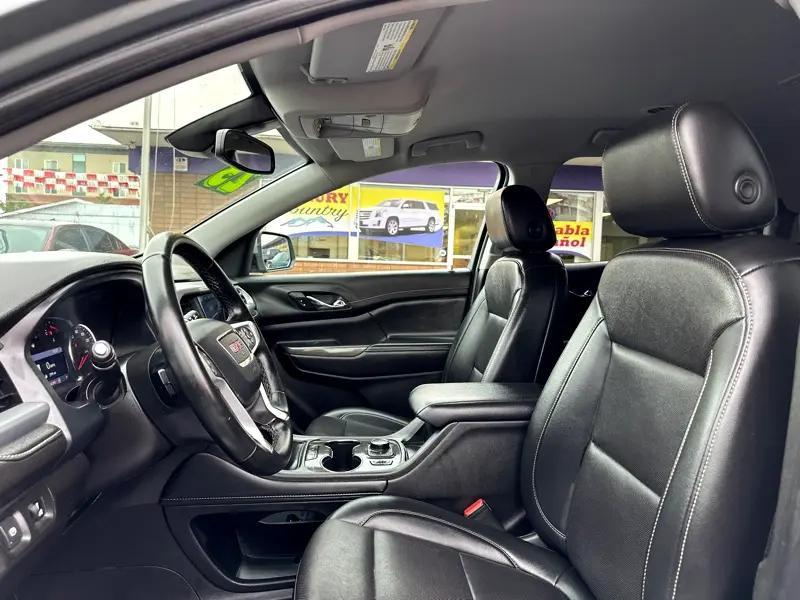 used 2023 GMC Acadia car, priced at $31,900