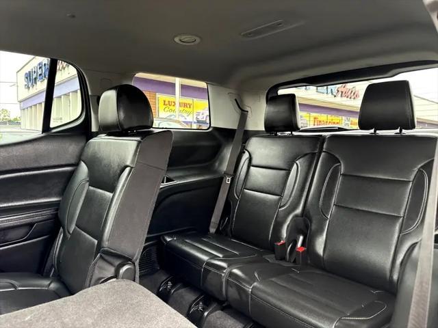 used 2023 GMC Acadia car, priced at $31,900