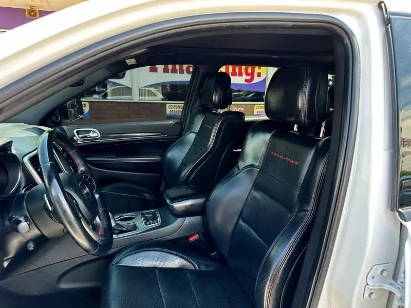 used 2017 Jeep Grand Cherokee car, priced at $19,490