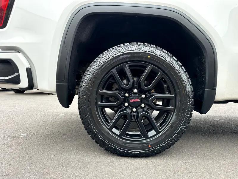 used 2021 GMC Sierra 1500 car, priced at $38,490