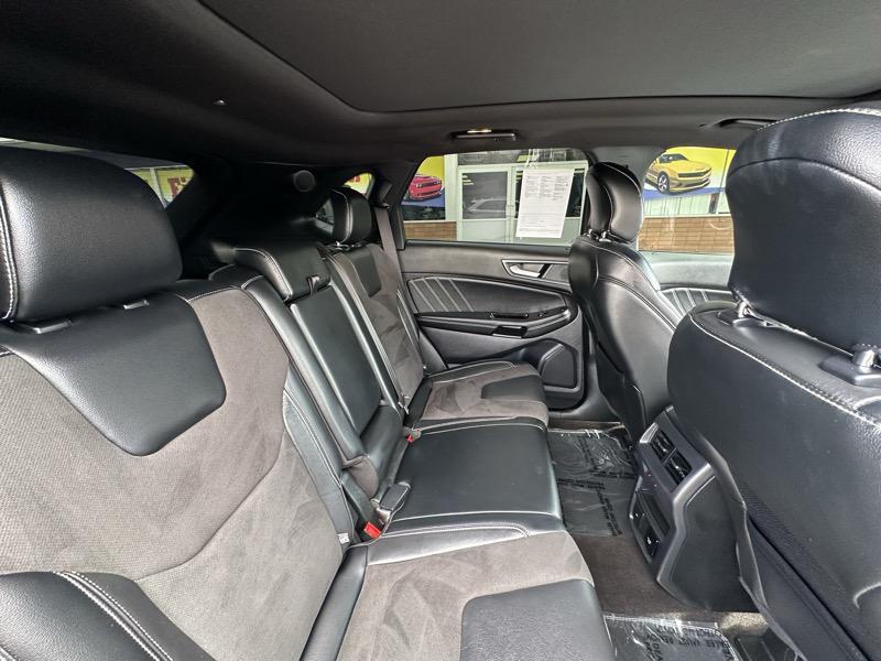 used 2019 Ford Edge car, priced at $23,900