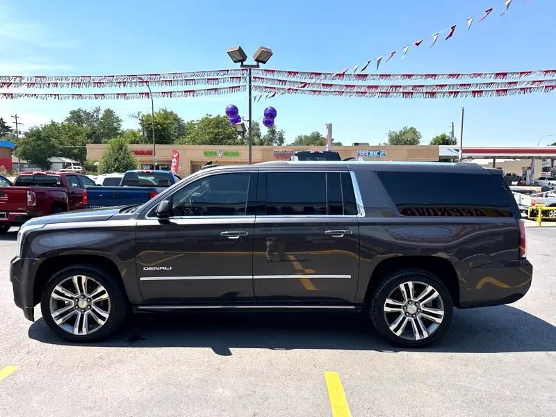 used 2017 GMC Yukon XL car, priced at $28,900