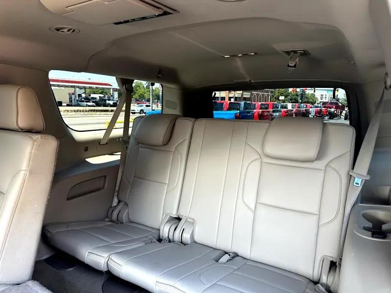 used 2017 GMC Yukon XL car, priced at $28,900