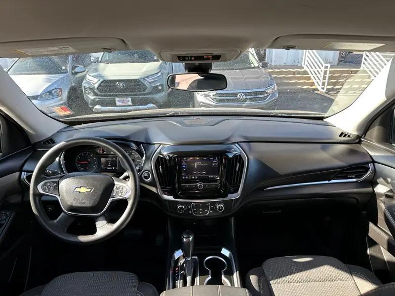 used 2020 Chevrolet Traverse car, priced at $21,900