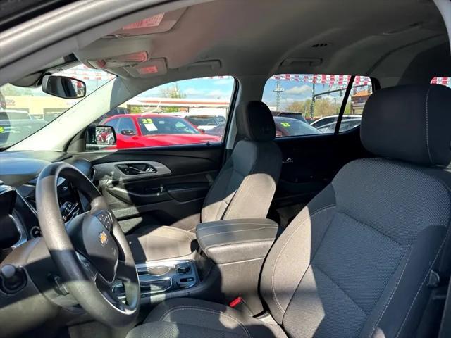 used 2020 Chevrolet Traverse car, priced at $23,900