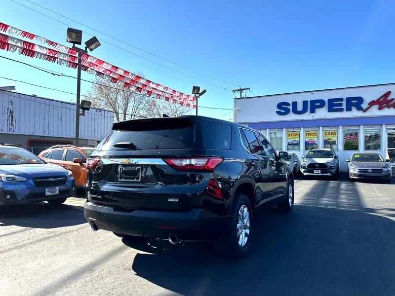 used 2020 Chevrolet Traverse car, priced at $21,900